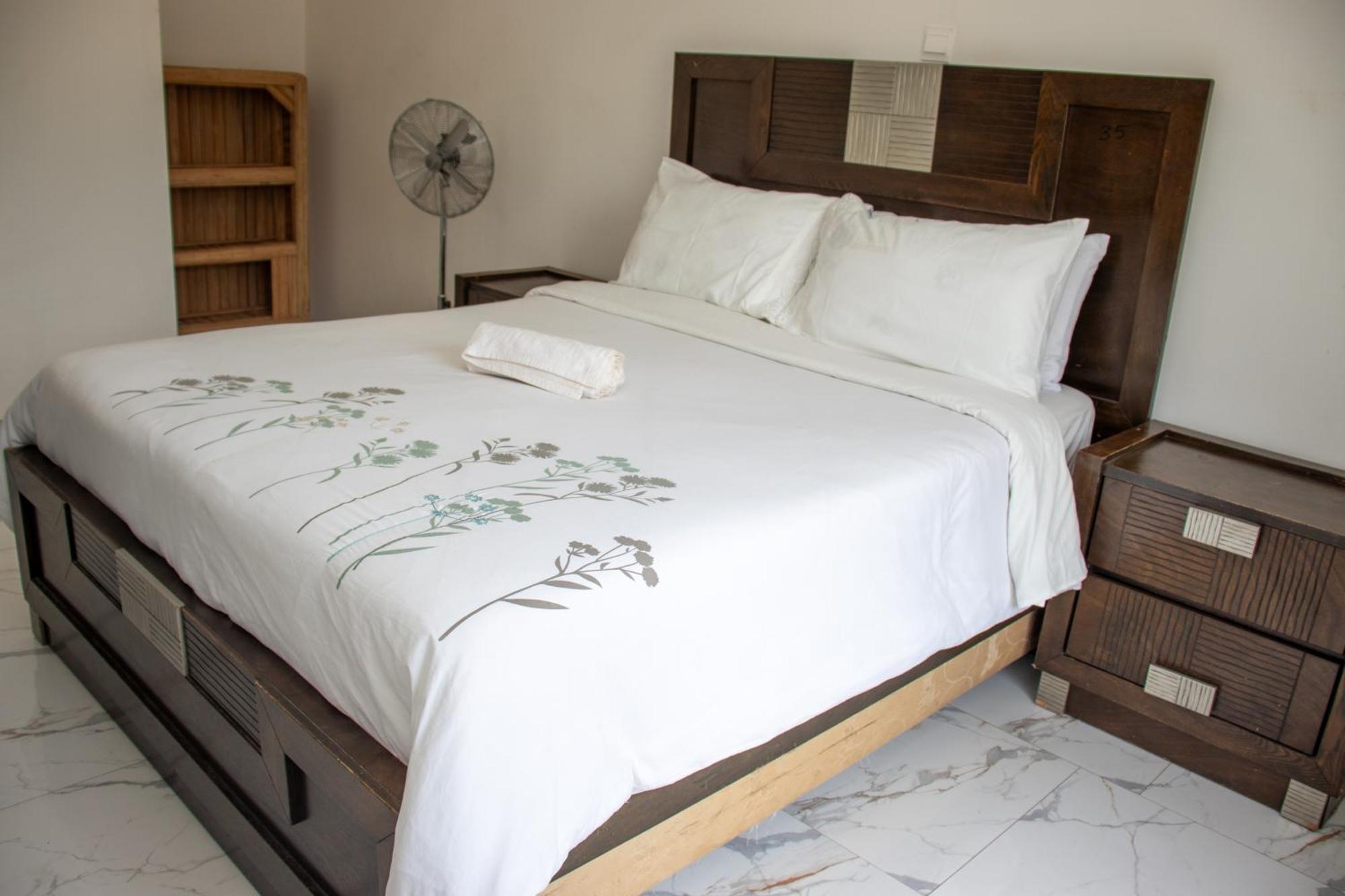 Lowin Suites-One-Bed Apartments Λουσάκα Εξωτερικό φωτογραφία